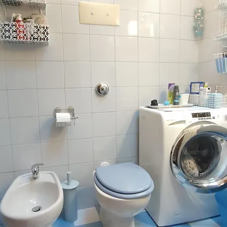 Borgo Pignolo - In With Private Bathroom And Shared Shower Bérgamo