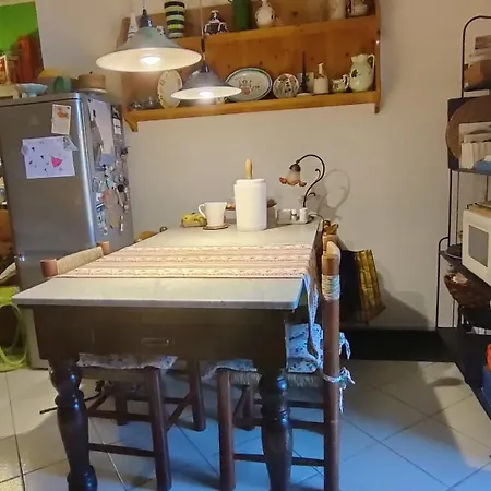 Borgo Pignolo - In With Private Bathroom And Shared Shower * Bérgamo