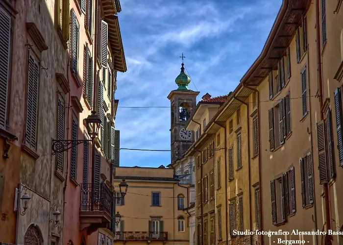 Apartamento Borgo Pignolo - In With Private Bathroom And Shared Shower *